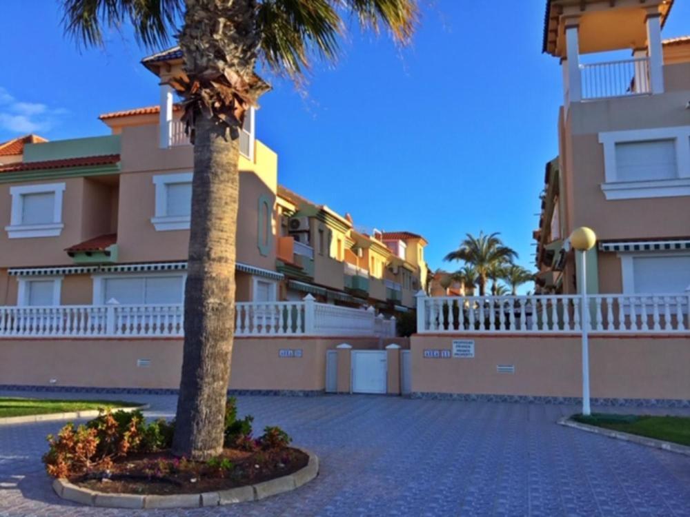 Lmha02 Villas De Frente Marino La Manga Exteriör bild